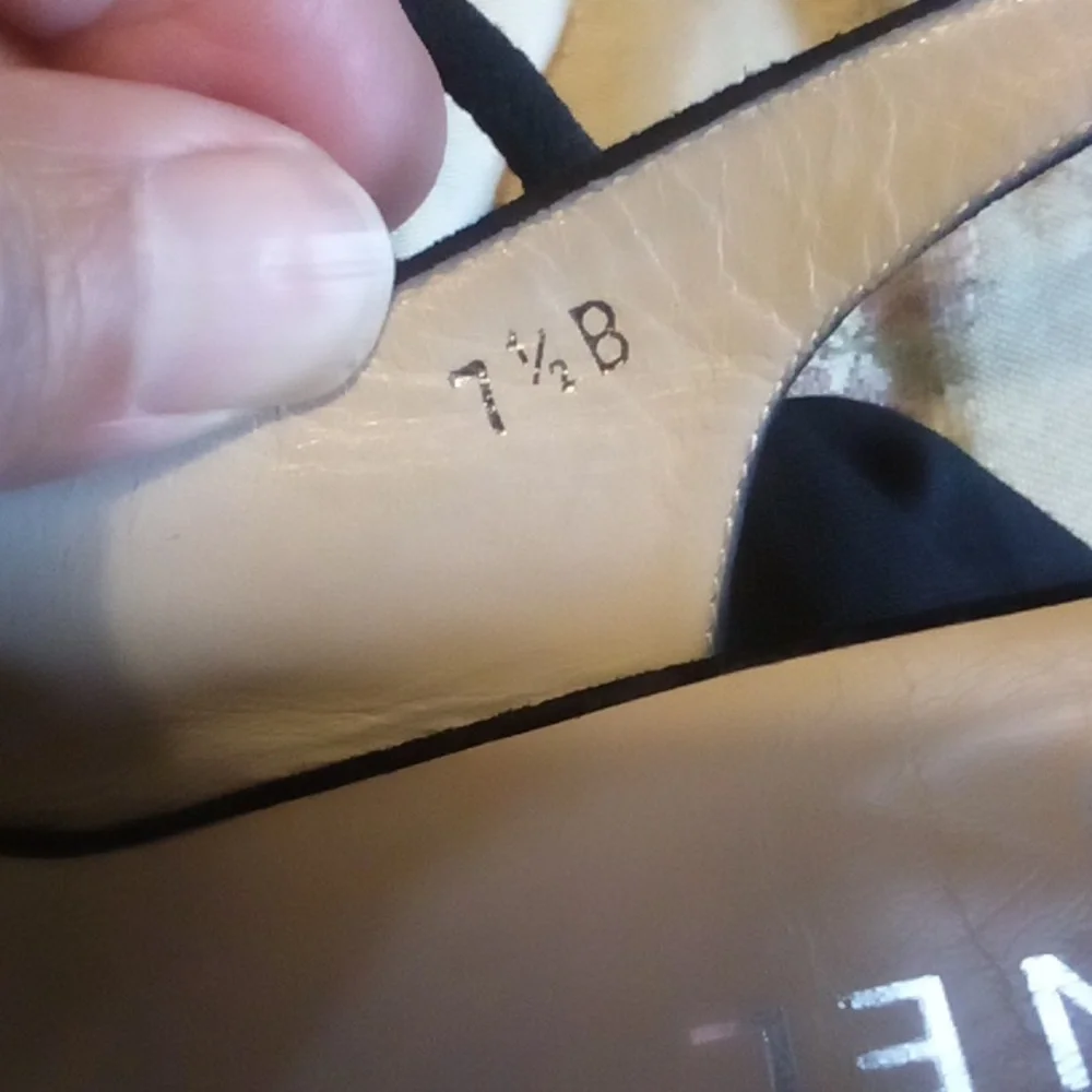 Chanel Cambon sling back shoes 37.5 = 7.5 USA black w/ blk patent toe - Picture 14 of 16